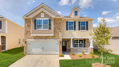 8286 Kennesaw Dr, Gastonia, NC 28056
