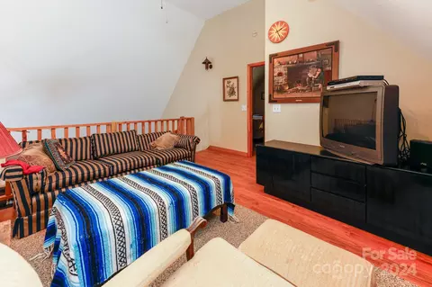 Bedroom - 43 Goldfinch Ln, Mill Spring, NC 28756 photo 6 of 10