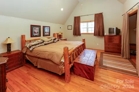 Bedroom - 43 Goldfinch Ln, Mill Spring, NC 28756 photo 10 of 10