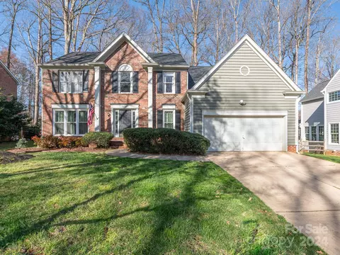 13007 Angel Oak Dr, Huntersville, NC 28078