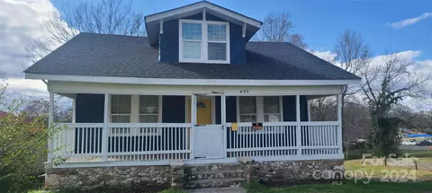 432 S Main St, Troy, NC 27371