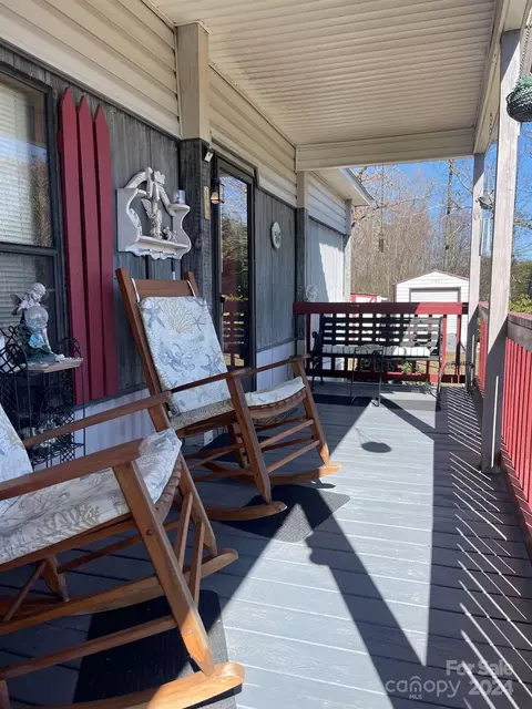4478 Homestead Dr, Morganton, NC 28655