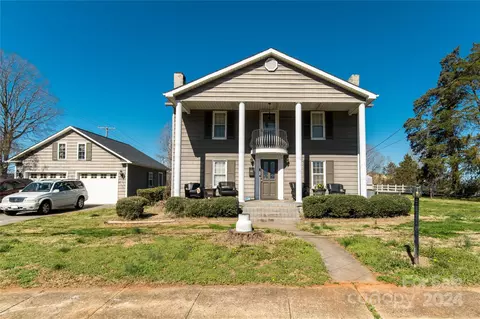 112 S C Ave, Maiden, NC 28650