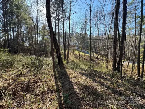 6159 Venice Ct, Hickory, NC 28601 photo 5