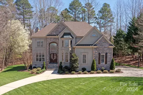 1029 Seminole Dr, Marvin, NC 28173
