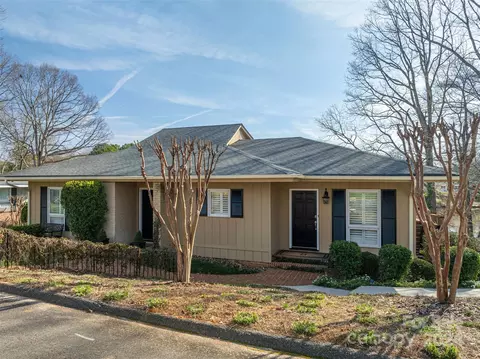 3626 Club Colony W Dr W, Gastonia, NC 28056