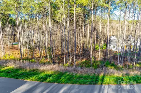 3383 Sherman Dr, Lancaster, SC 29720