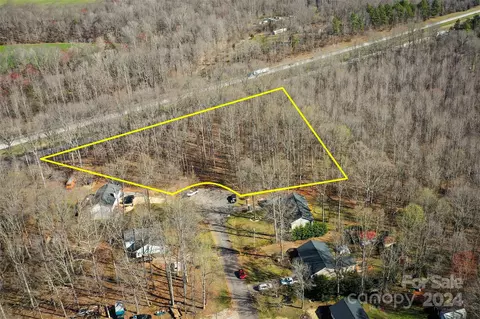 184 Sparrow Ln, Statesville, NC 28625