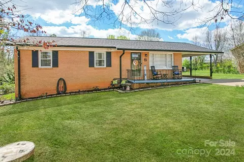 1579 Timberlake Dr, Shelby, NC 28150