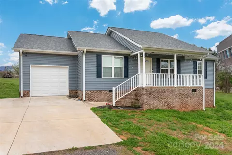 229 Grassy Meadow Ln, Statesville, NC 28625