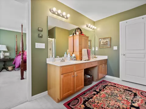 Bath - 10014 Switchyard Dr, Cornelius, NC 28031 photo 2 of 4