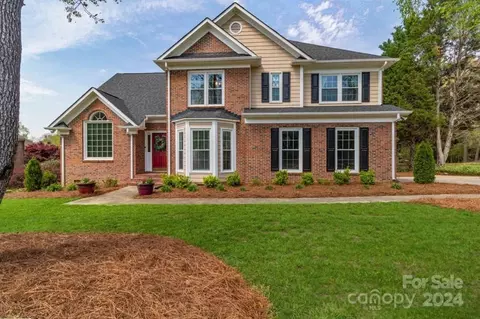 4616 Amberside Dr, Rock Hill, SC 29732