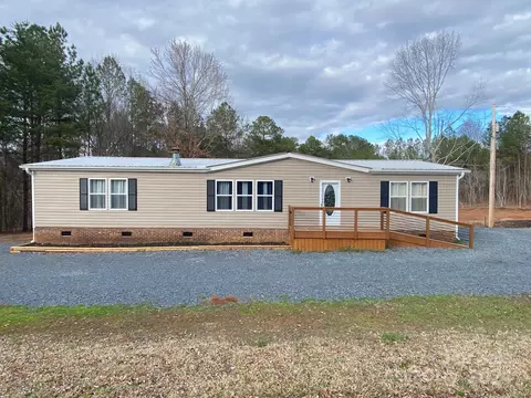 1008 Morgan Sellers Rd, Wadesboro, NC 28170