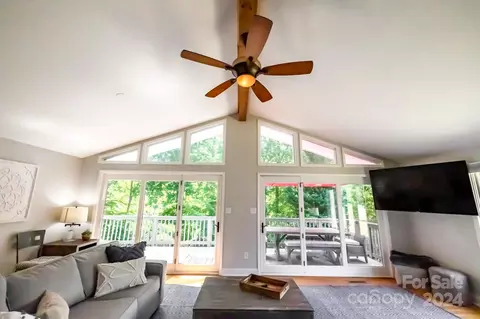 3906 Fox Run, Denver, NC 28037 photo 15