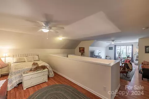 Bedroom - 304 Old Mill Dr, Morganton, NC 28655 photo 4 of 5
