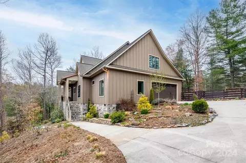 Exterior - 304 Old Mill Dr, Morganton, NC 28655 photo 3 of 12