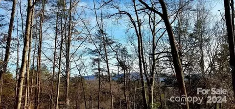 3890 Bedford St, Morganton, NC 28655