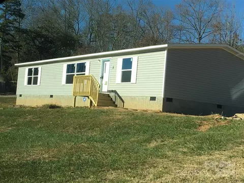 5 Deavermont Cir, Asheville, NC 28806