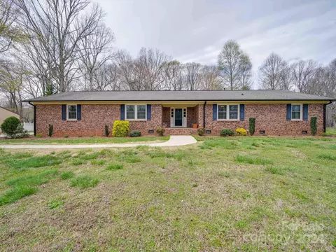 4107 Farmwood Dr, Monroe, NC 28110
