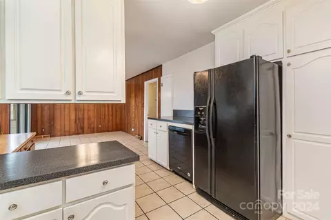 Kitchen - 116 Will Helms Rd, Monroe, NC 28110 photo 3 of 4