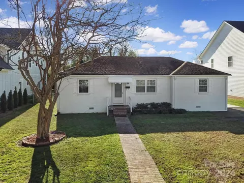 1344 Richland Dr, Charlotte, NC 28211