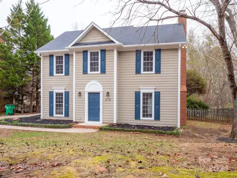 2118 Long Ridge Ln, Charlotte, NC 28214