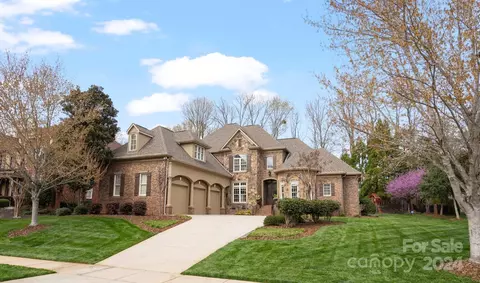 7008 Camrose Crossing Ln, Matthews, NC 28104