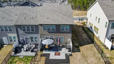 2059 Suttonview Rd, Fort Mill, SC 29708 photo 4