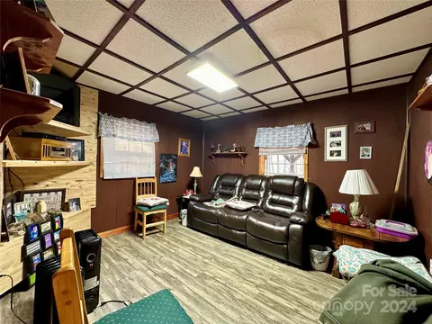 4453 Scott Rd, Morganton, NC 28655 photo 25