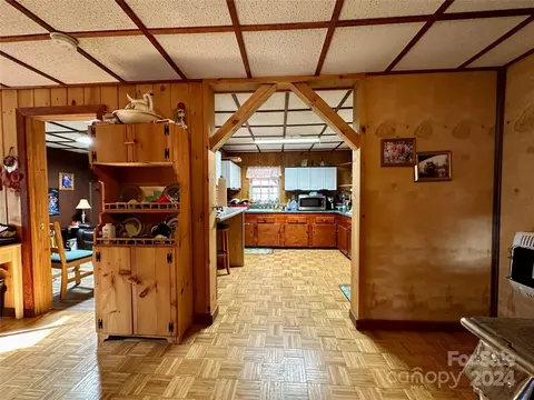 4453 Scott Rd, Morganton, NC 28655 photo 17