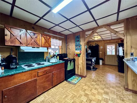 4453 Scott Rd, Morganton, NC 28655 photo 19