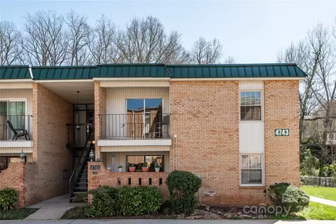 4743 Hedgemore N Dr #N, Charlotte, NC 28209