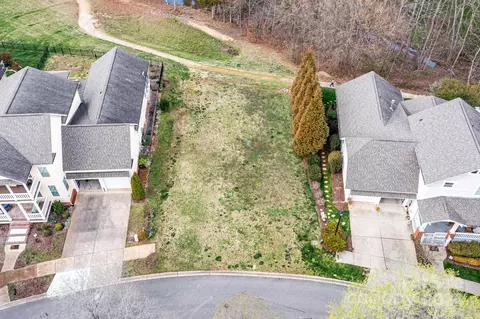 111 Poppy Field Ln, Davidson, NC 28036