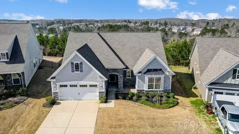 230 Kentmere Ln, Lake Wylie, SC 29710