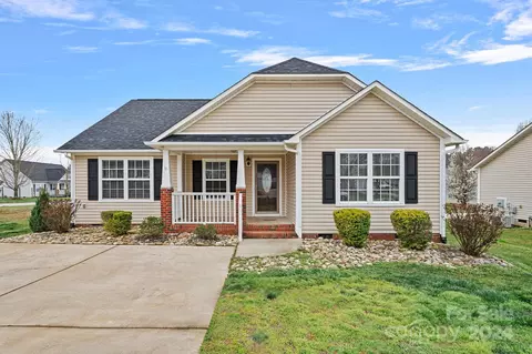 2090 Mallard Creek Dr, Rock Hill, SC 29732