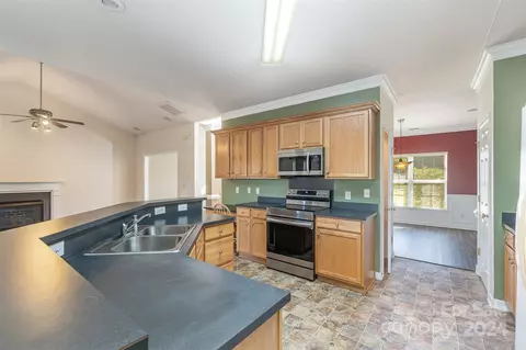 7467 Sedgebrook W Dr W, Stanley, NC 28164 photo 12