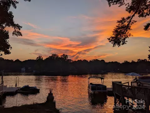 165 Family Cir, Lexington, NC 27292