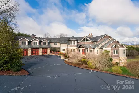 7 Walnut Grove Ln, Asheville, NC 28806
