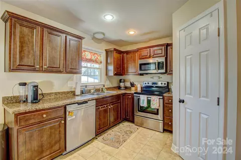 Kitchen - 600 E Academy E St E, Cherryville, NC 28021 photo 1 of 3