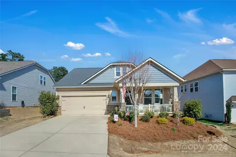109 Daybreak Ln, Belmont, NC 28012