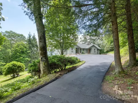 23 Alpine Ln, Waynesville, NC 28786