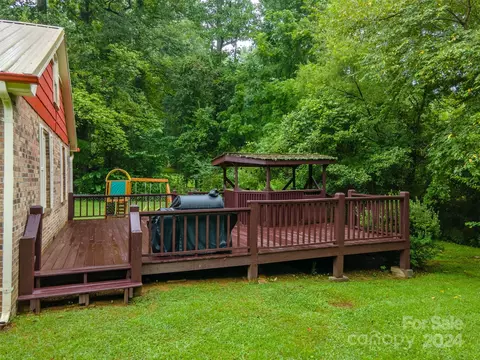 Exterior - 80 Match Pt, Sylva, NC 28779 photo 15 of 16