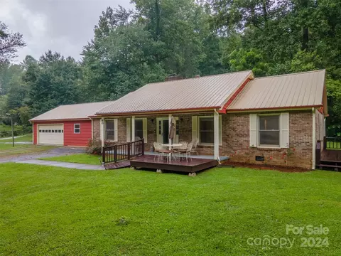 80 Match Pt, Sylva, NC 28779