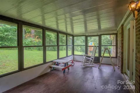 Exterior - 80 Match Pt, Sylva, NC 28779 photo 3 of 16