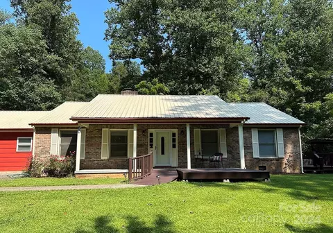 Exterior - 80 Match Pt, Sylva, NC 28779 photo 2 of 16