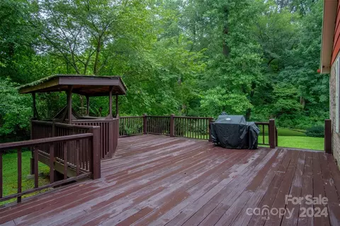 Exterior - 80 Match Pt, Sylva, NC 28779 photo 8 of 16