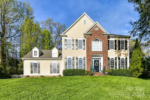 6301 Stoxmeade Dr, Mint Hill, NC 28227
