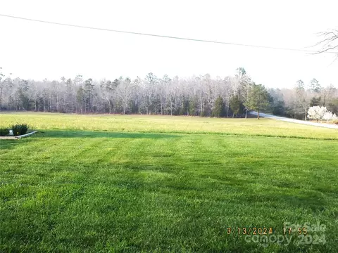 Exterior - 1777 Potter Rd, Lancaster, SC 29720 photo 4 of 15