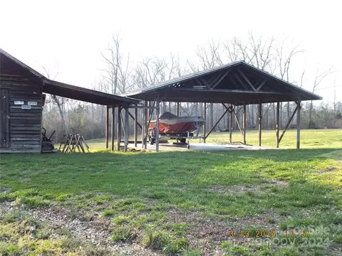 Exterior - 1777 Potter Rd, Lancaster, SC 29720 photo 8 of 15