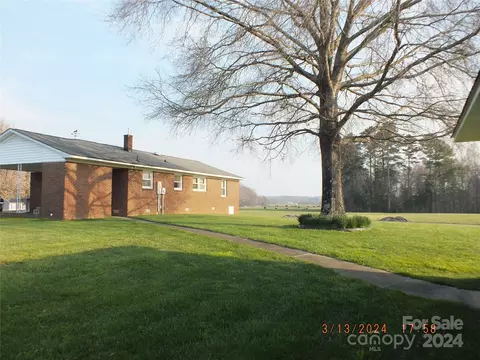 Exterior - 1777 Potter Rd, Lancaster, SC 29720 photo 12 of 15